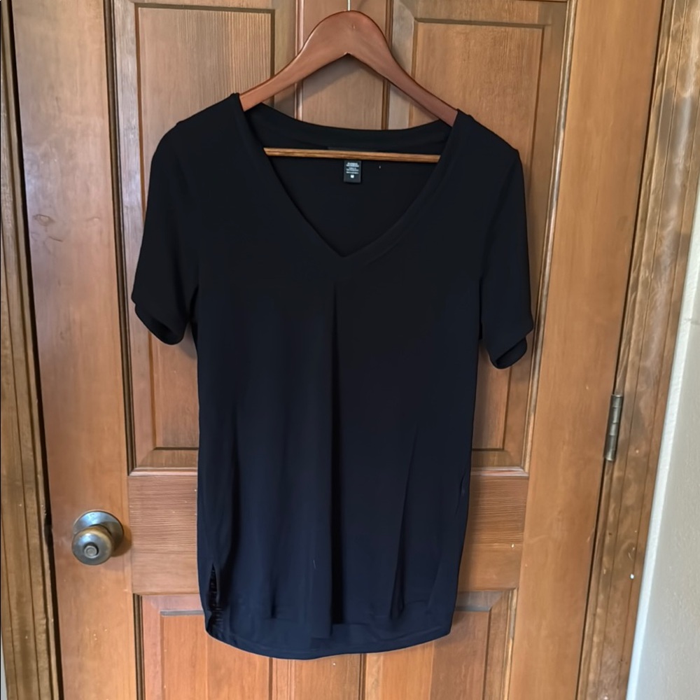 Athleta Classic Black V-Neck Women's Top